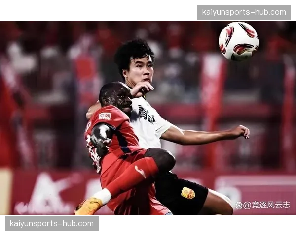 重庆铜梁龙陈纯新三球贡献 中场球员进攻端有亮点